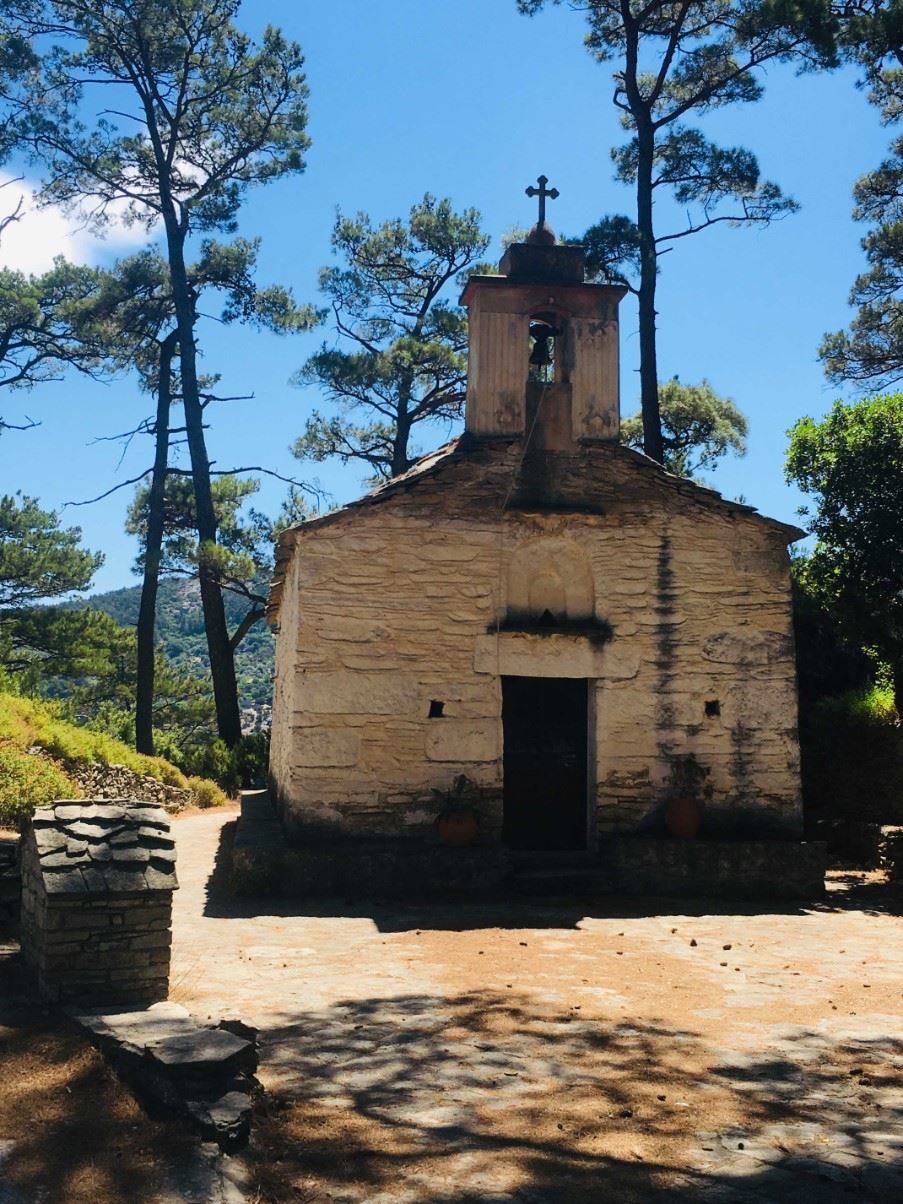 A walk through the forests to the village of Christos