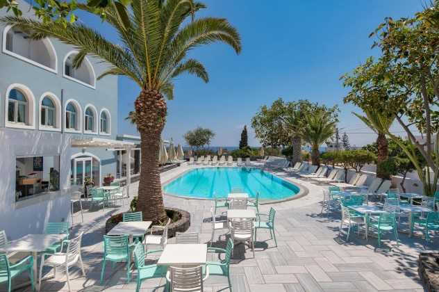 Makarios Hotel, Kamari, Santorini