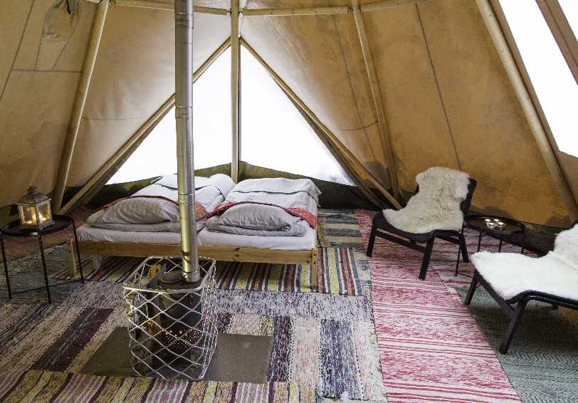 Deluxe Lavvu tent, Aurora Safari Camp, Swedish Lapland