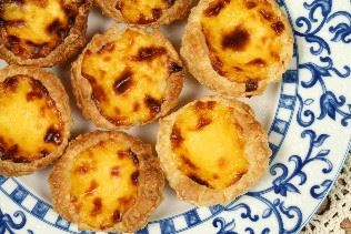 Pastel de Nata - Portuguese custard tart