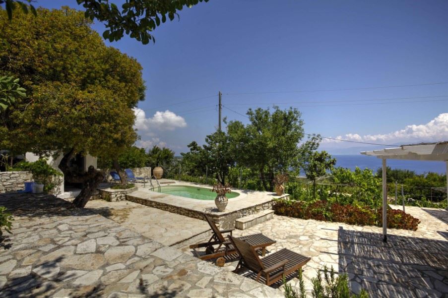 Bacchus House, Antipaxos