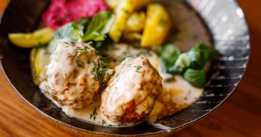 Tasty Herring in Cream Sauce