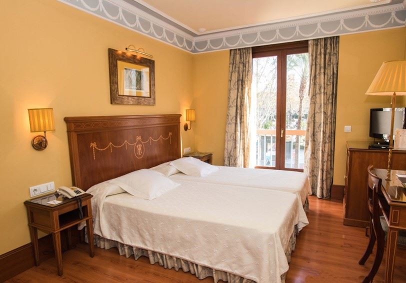 Classic room, Inglaterra Hotel Seville, Seville, Spain