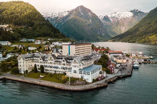 Kviknes Hotel, Balestrand, The Fjords