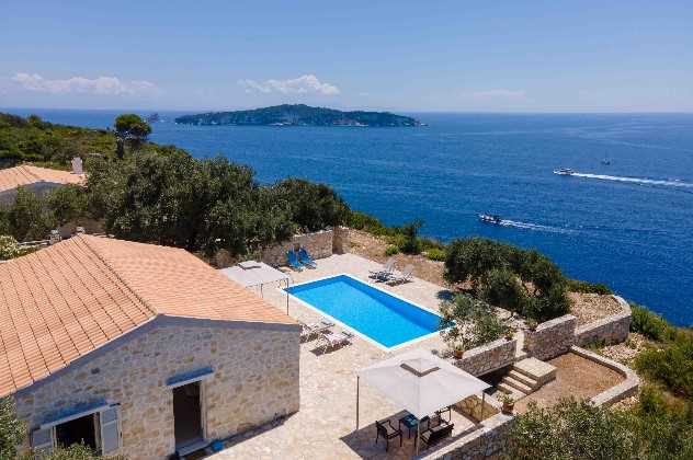 Triton's Nest, Gaios, Paxos
