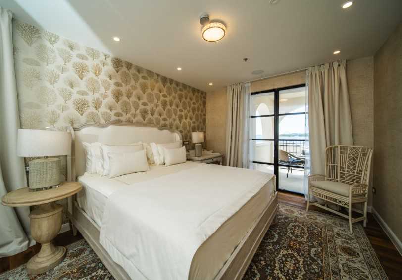 Standard Double Room with balcony and sea view