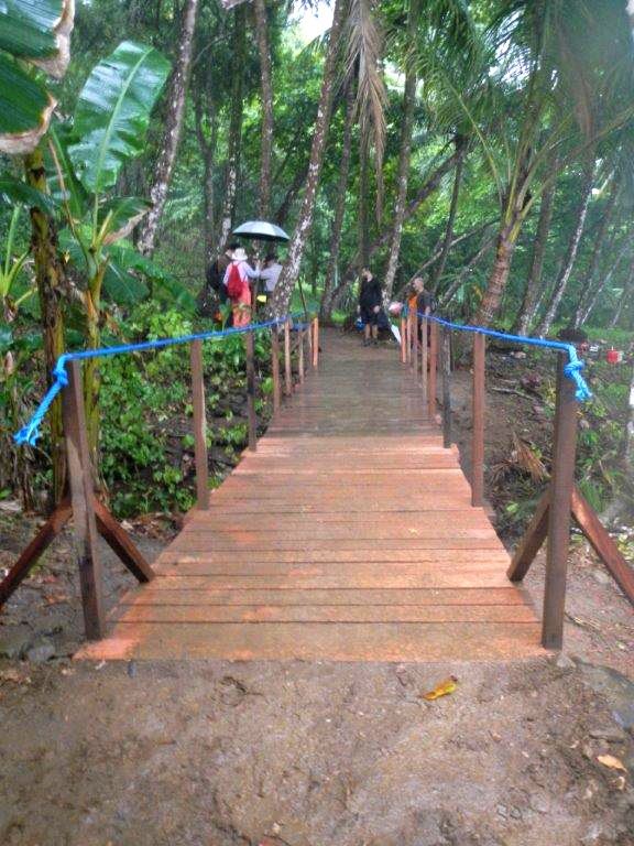 Completed footbridge on La Leona trail