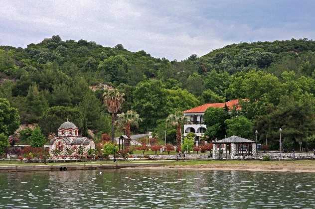 Liotopi Hotel, Olymbiada, Greece (Photo by Colin Green)